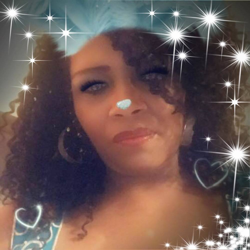 Meet your Posher, Kelli